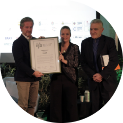 Foto vincitore maschera Foto vincitore maschera